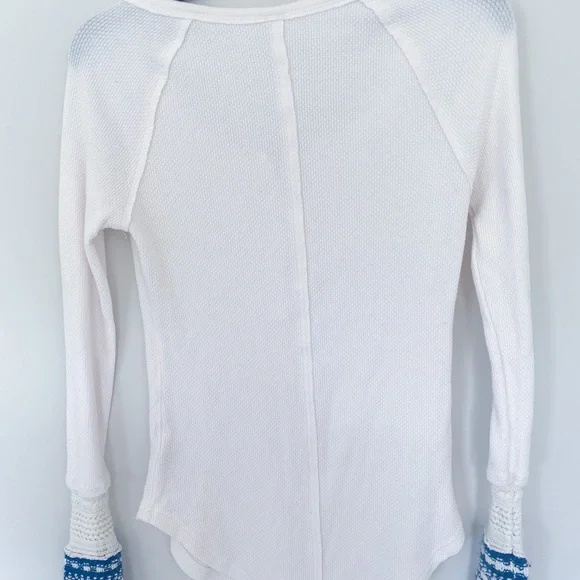 Free People Newbie Alpine ski lodge Henley top S - Picture 15 of 16